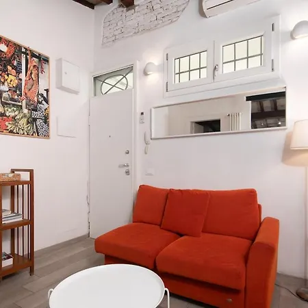 Charming Loft Near Market